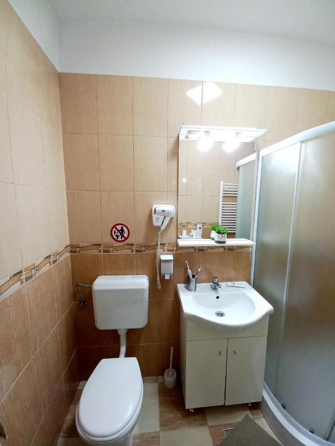 Villa Casa Alex Văliug Exterior foto
